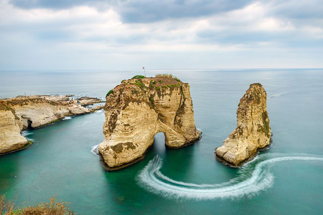 ساحل روشه لبنان